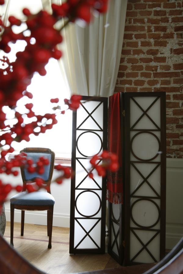 Hotel Dwor Kosciuszko Cracovie Extérieur photo A room divider